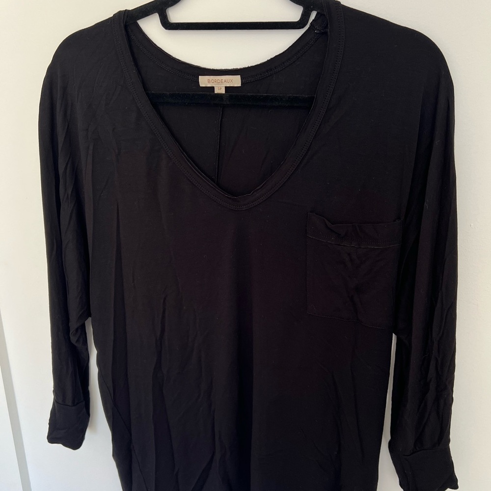 Bordeaux v neck 3/4 sleeve top